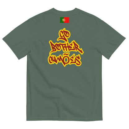 BigSmoke Soprano Clothing: BigSmoke Soprano Worldwide Collection: Go Bother Camões Tee (Portuguese Edition)